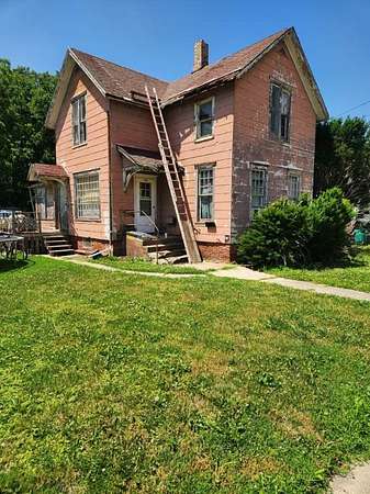 Land with Home for Sale in Galesburg, Illinois