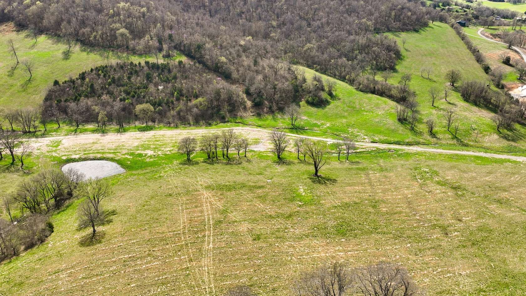 5 Acres of Residential Land for Auction in Shelbyville, Tennessee