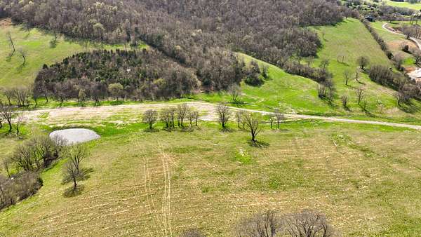 5 Acres of Residential Land for Auction in Shelbyville, Tennessee