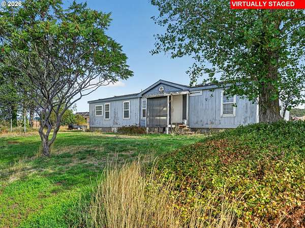 20 Acres of Agricultural Land with Home for Sale in Goldendale, Washington