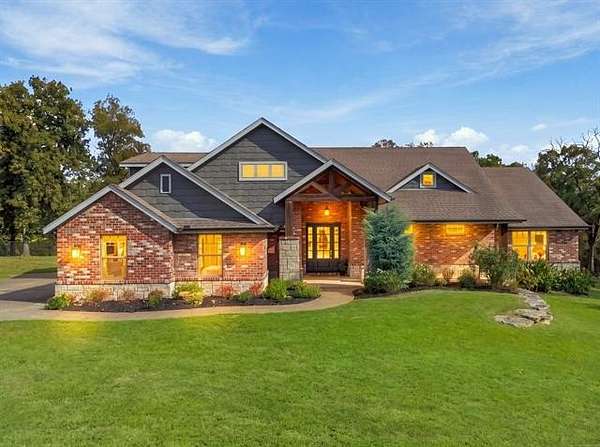 2.3 Acres of Land with Home for Sale in Sapulpa, Oklahoma