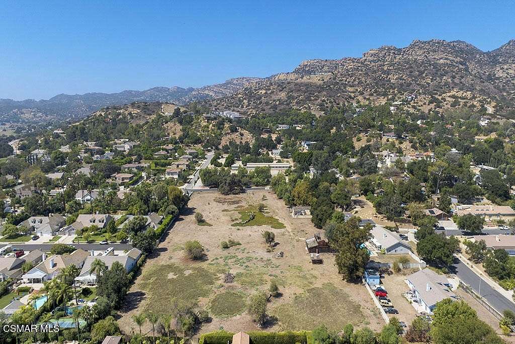4.77 Acres of Land for Sale in Chatsworth, California