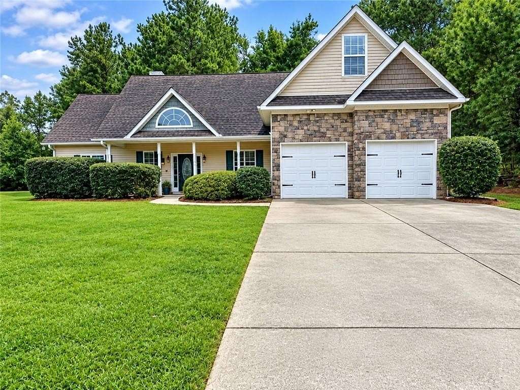 1.53 Acres of Land with Home for Sale in Forsyth, Georgia