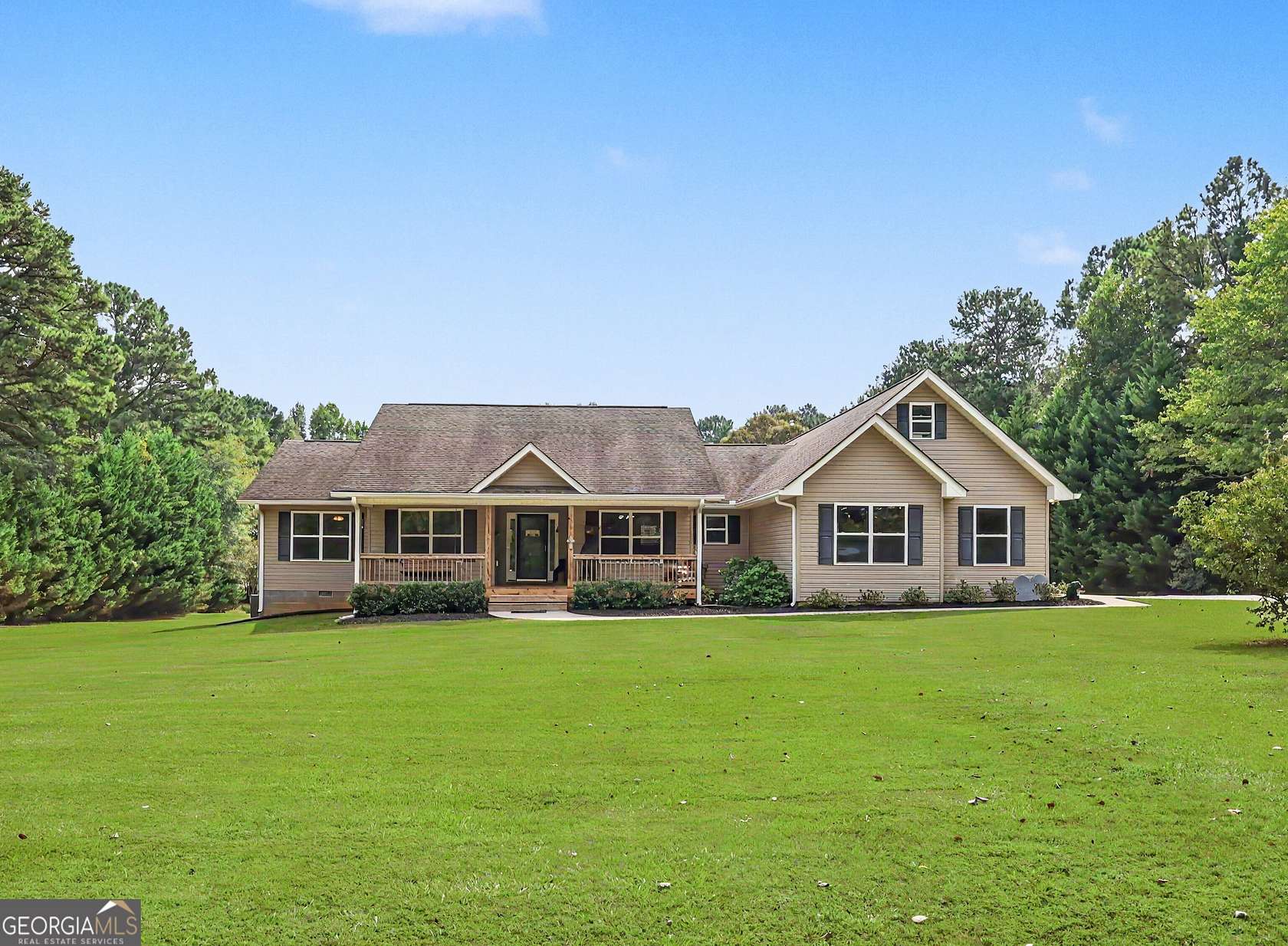 5.24 Acres of Land with Home for Sale in Pendergrass, Georgia
