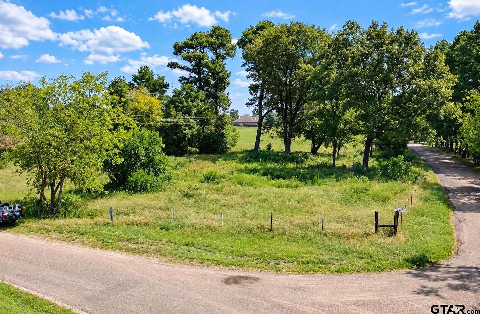 11.4 Acres of Land for Sale in Mount Pleasant, Texas