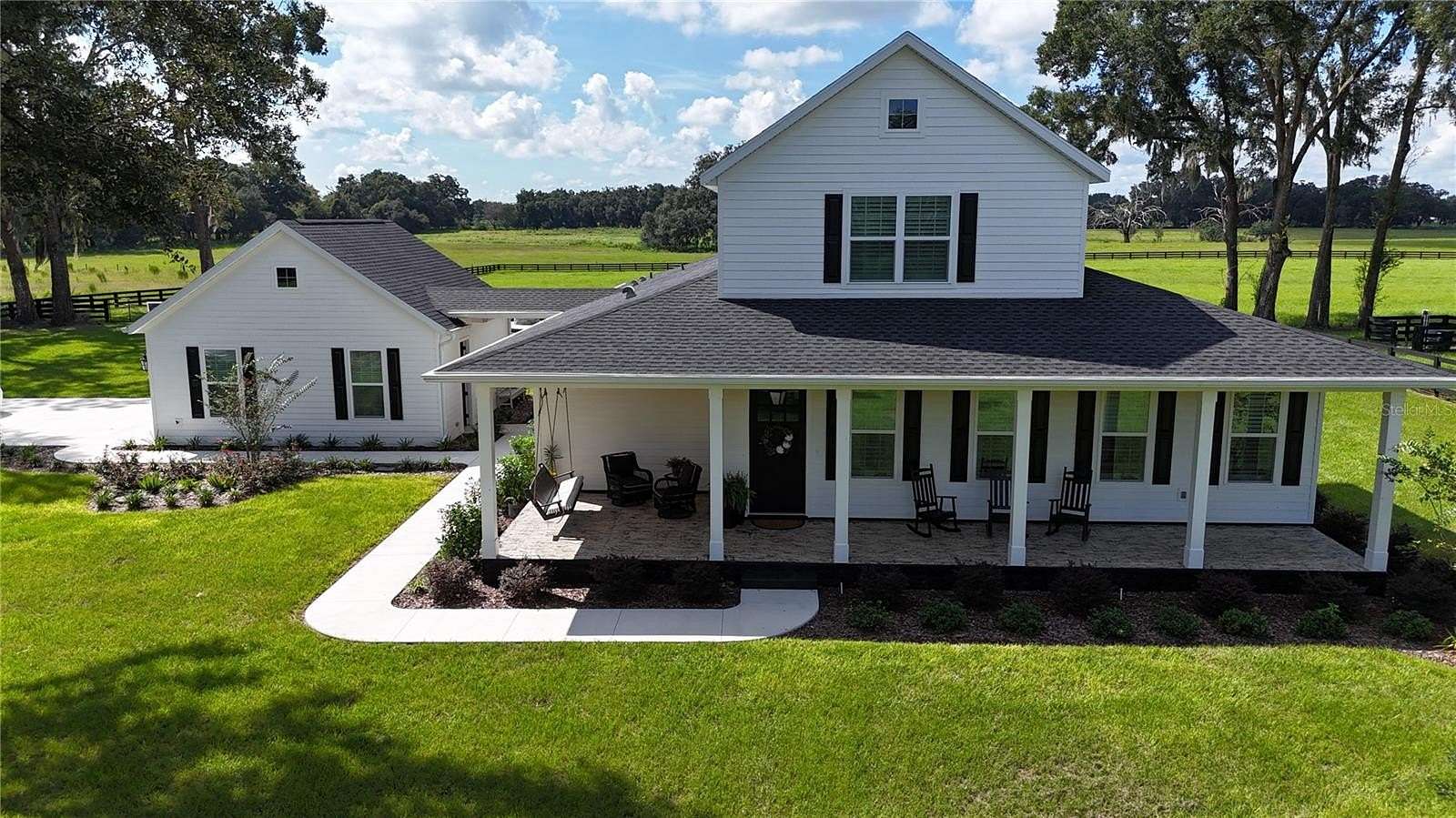 5 Acres of Land with Home for Sale in Oxford, Florida