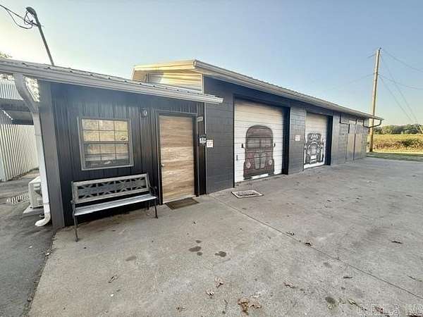 2 Acres of Improved Mixed-Use Land for Sale in Lamar, Arkansas