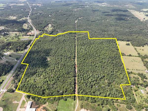 186 Acres of Recreational & Residential Land for Sale in Jacksonville, Texas