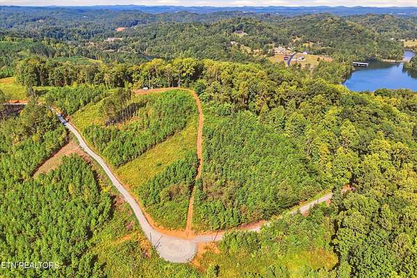 5 Acres of Residential Land for Sale in Vonore, Tennessee