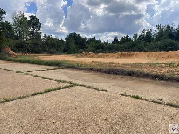83.3 Acres of Recreational Land for Sale in Lewisville, Arkansas