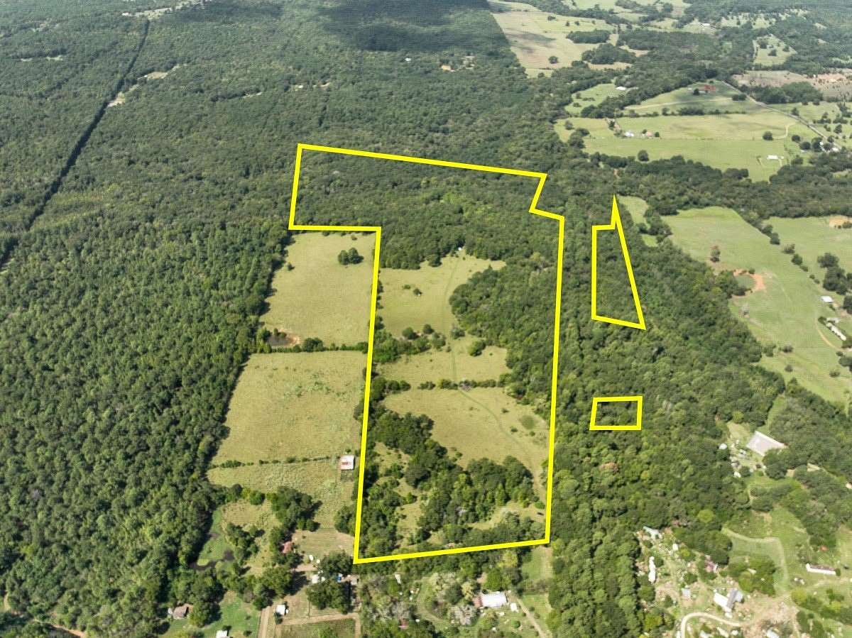 70 Acres of Recreational Land for Sale in Jacksonville, Texas