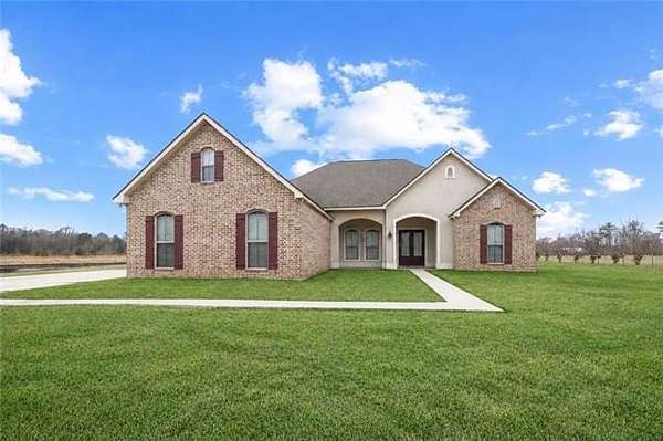 4.58 Acres of Land with Home for Sale in Bush, Louisiana