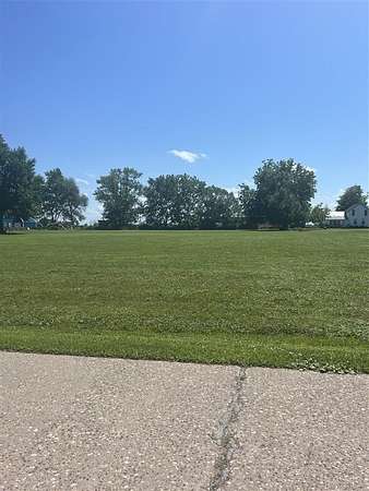 0.52 Acres of Residential Land for Sale in Columbus City, Iowa