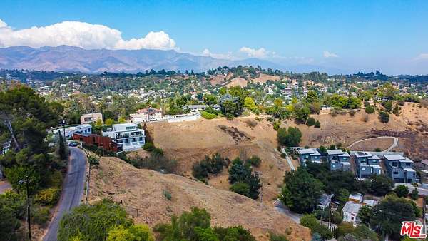 0.25 Acres of Residential Land for Sale in Los Angeles, California
