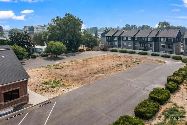 0.7 Acres of Commercial Land for Sale in Caldwell, Idaho