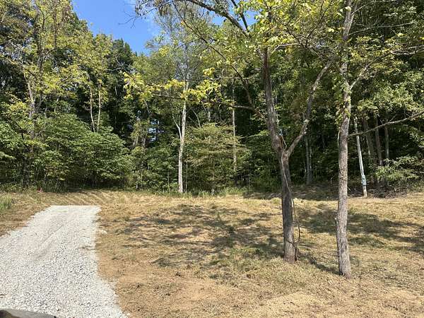 0.75 Acres of Residential Land for Sale in East Bernstadt, Kentucky