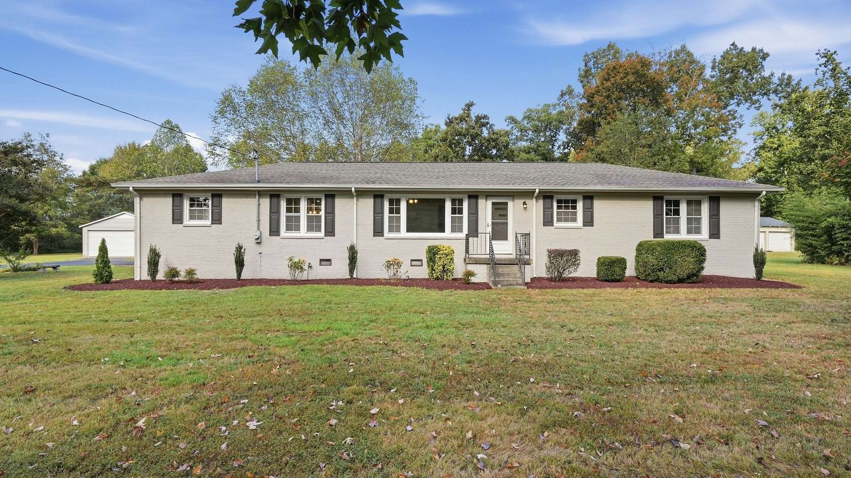 1.55 Acres of Land with Home for Sale in Tullahoma, Tennessee