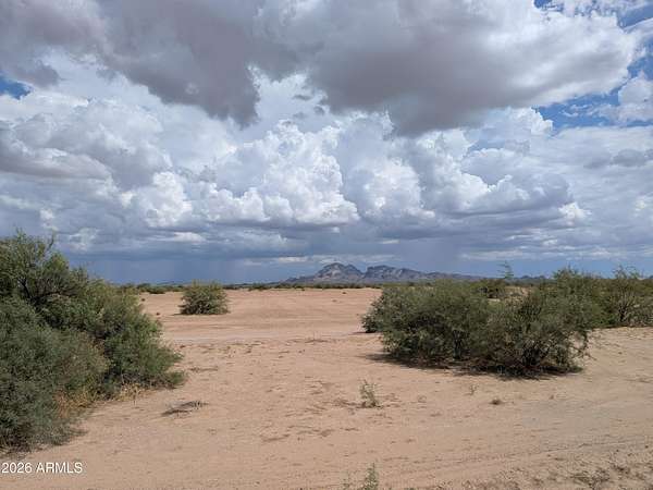 13.3 Acres of Land for Sale in Tonopah, Arizona