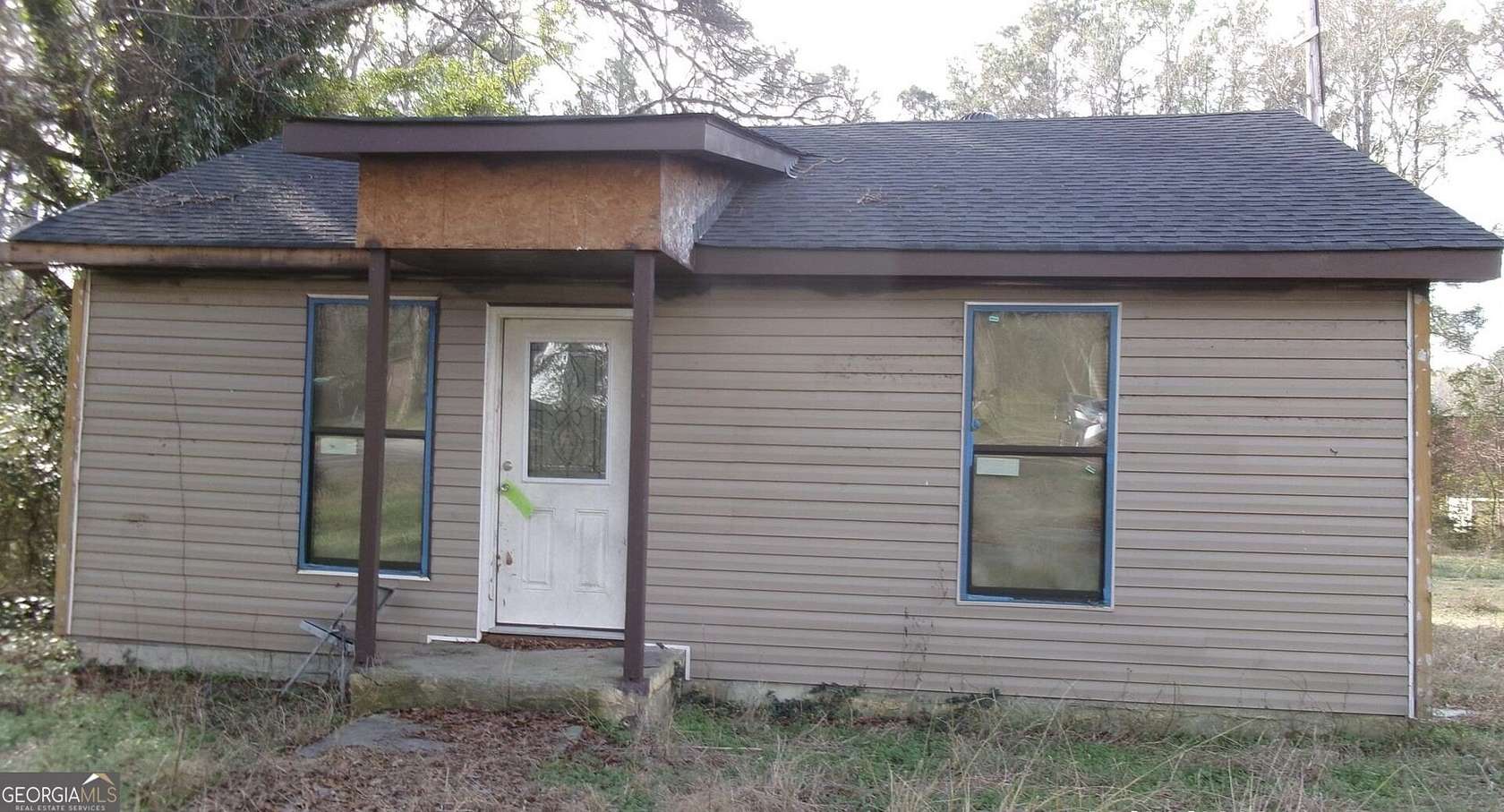 1.73 Acres of Improved Residential Land for Sale in Griffin, Georgia