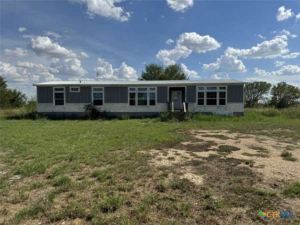 7.27 Acres of Land with Home for Sale in Moulton, Texas