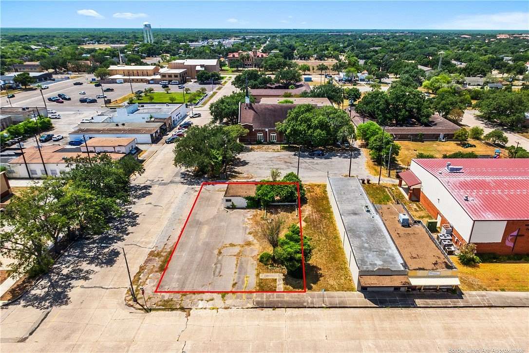 0.15 Acres of Commercial Land for Sale in Kingsville, Texas