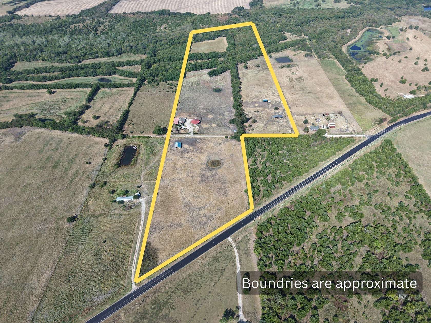40.2 Acres of Agricultural & Residential Land for Sale in Ladonia, Texas