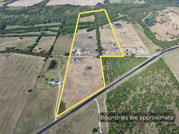 40.2 Acres of Agricultural & Residential Land for Sale in Ladonia, Texas