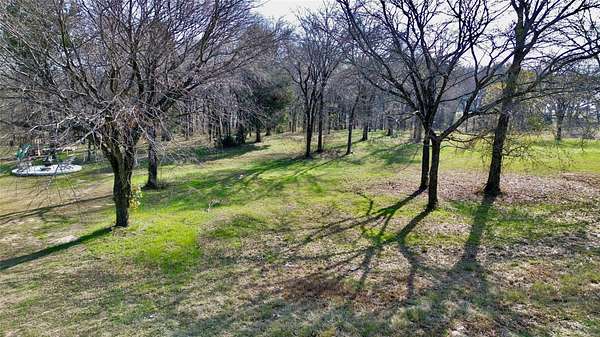 0.93 Acres of Residential Land for Sale in Mabank, Texas