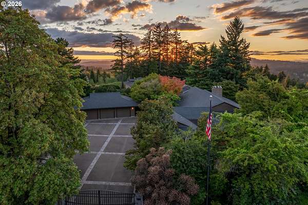 1.89 Acres of Land with Home for Sale in Stafford, Oregon