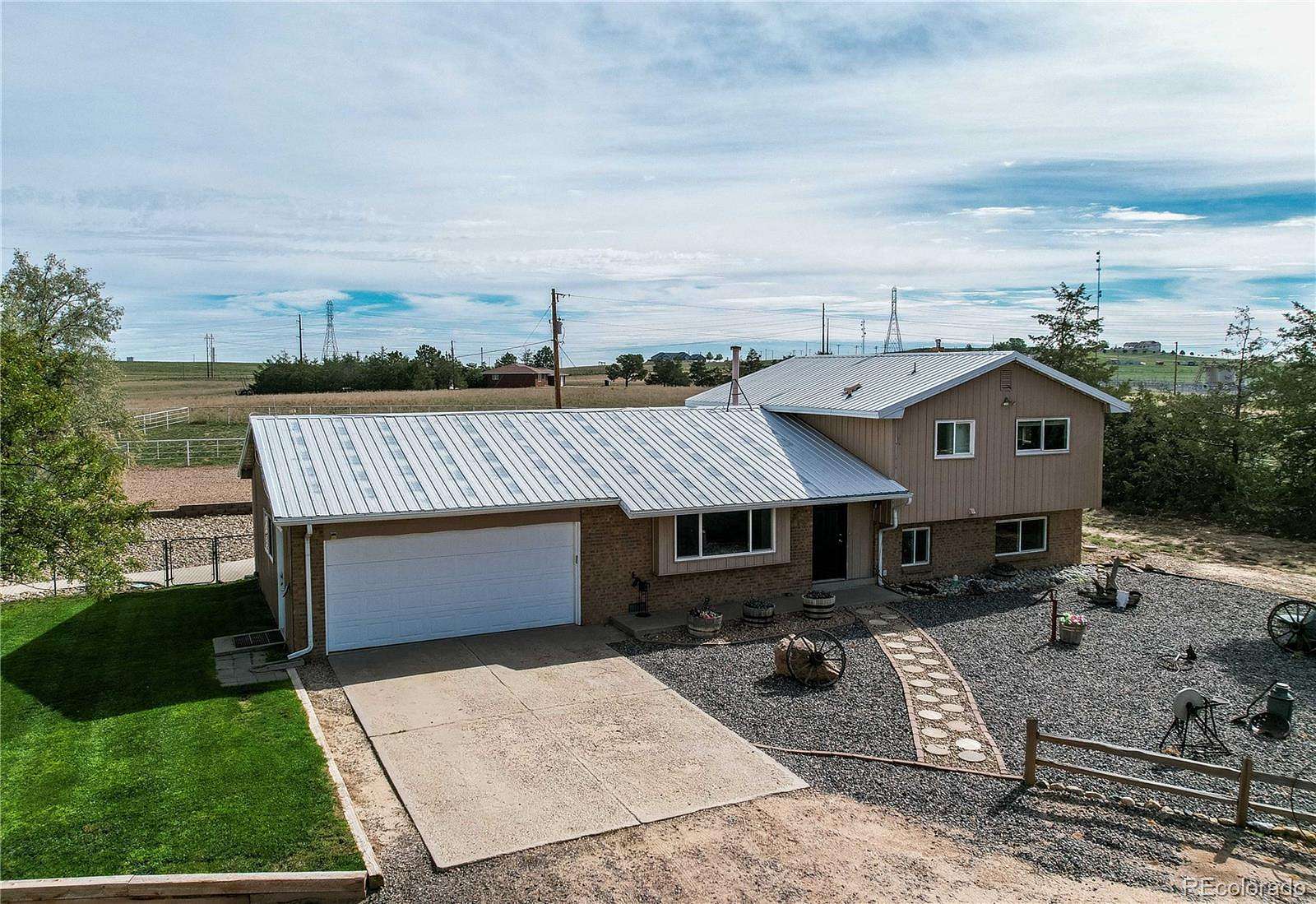 15.9 Acres of Land with Home for Sale in Fort Lupton, Colorado