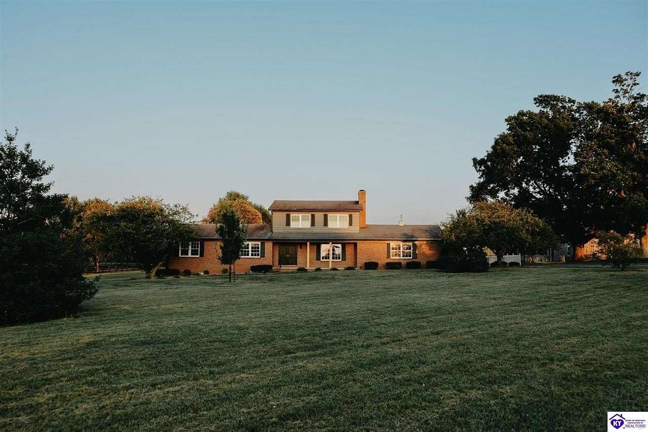 1.56 Acres of Land with Home for Sale in Elizabethtown, Kentucky