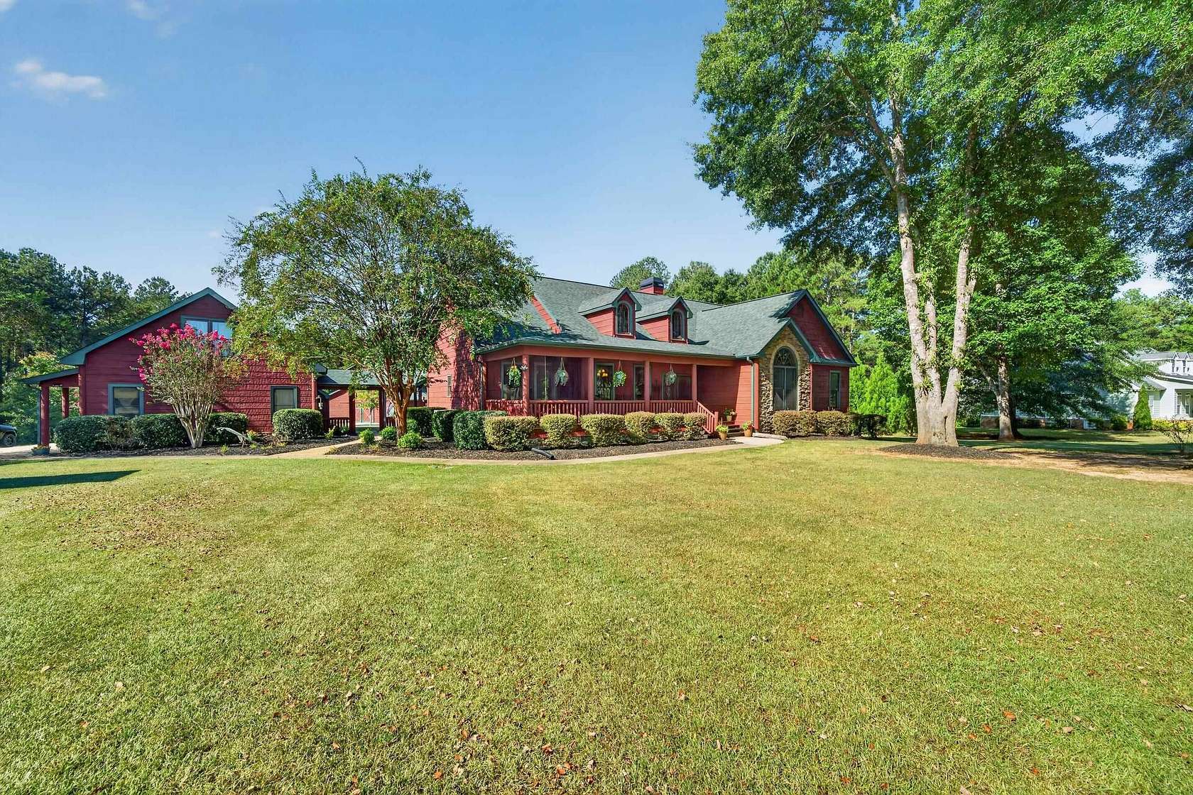 7.5 Acres of Land with Home for Sale in Madison, Georgia