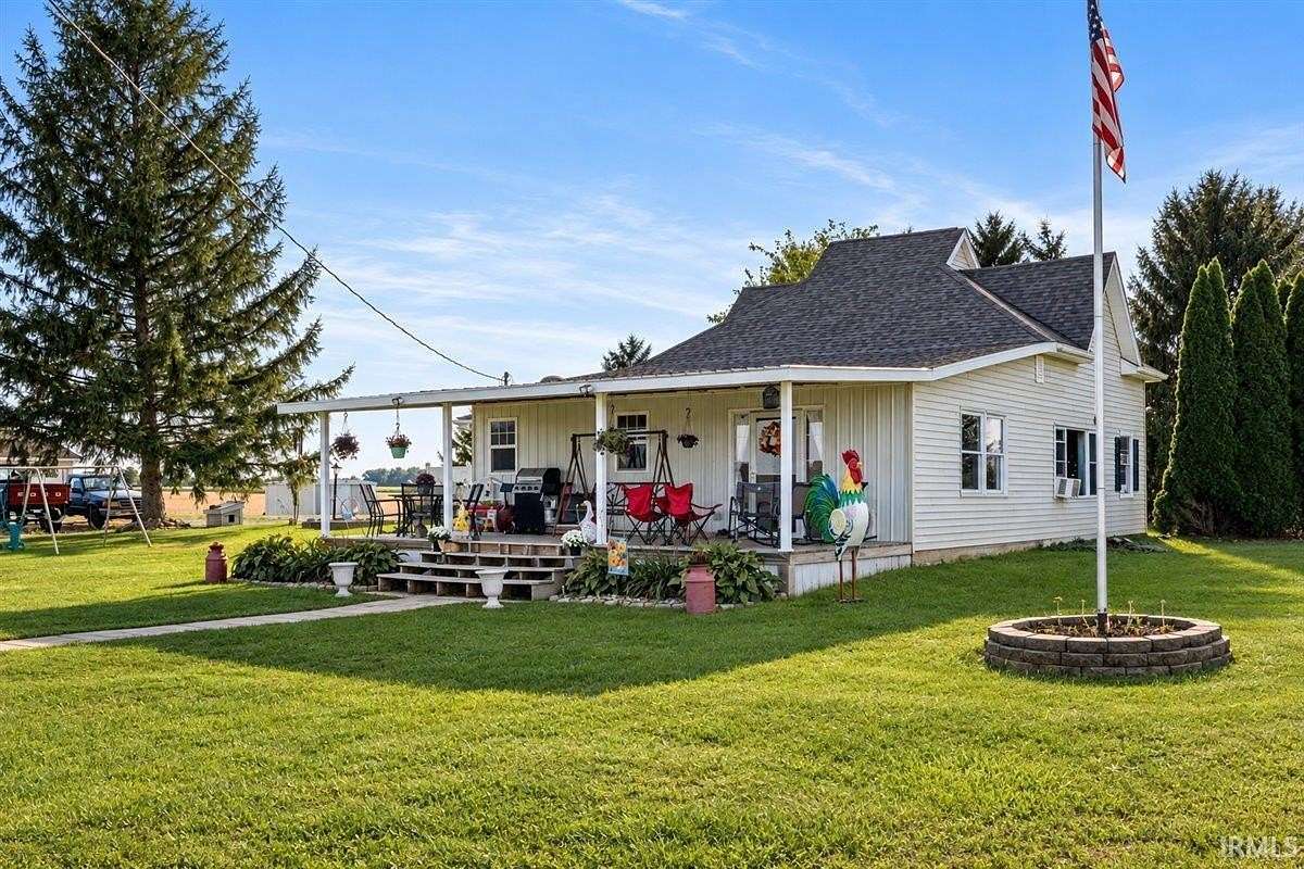 1.7 Acres of Land with Home for Sale in Hartford City, Indiana