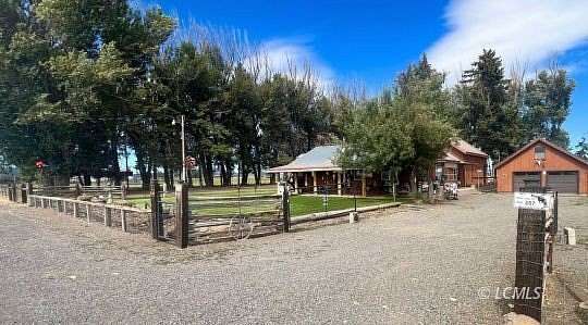 2 Acres of Land with Home for Sale in Lakeview, Oregon