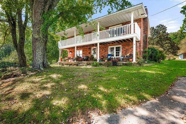 16.5 Acres of Land with Home for Sale in Annville, Kentucky