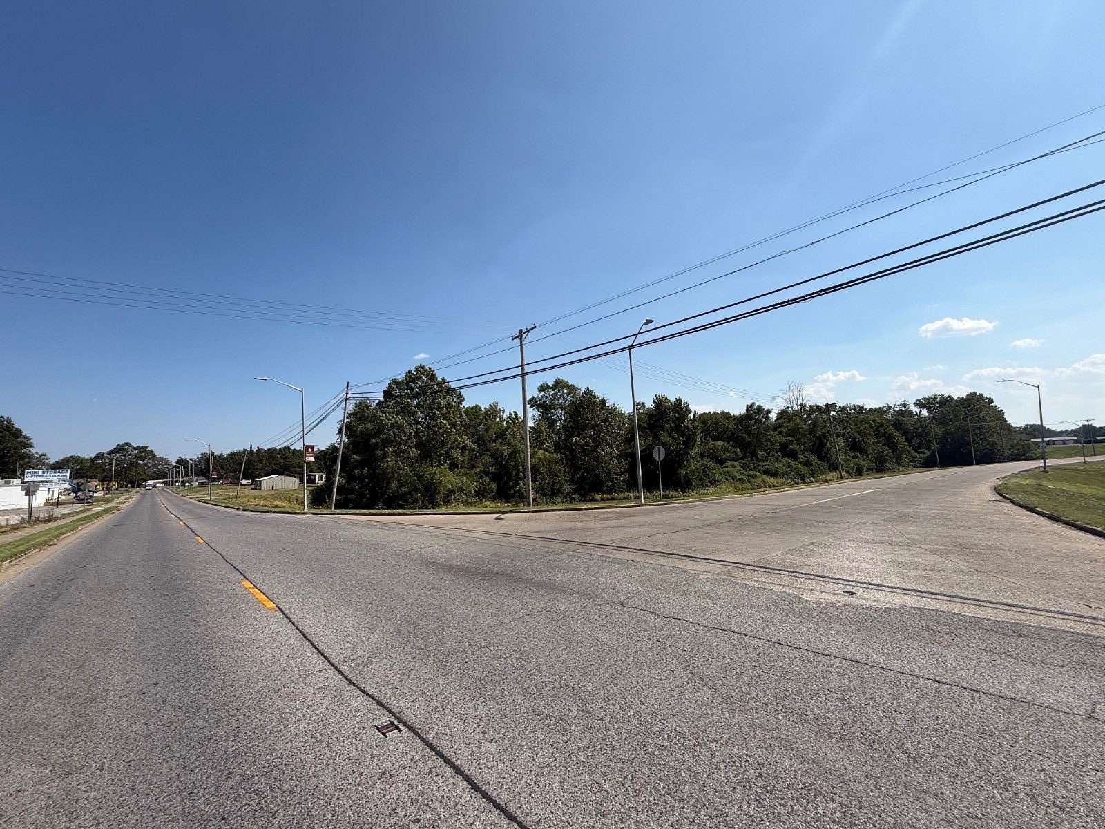 36.8 Acres of Mixed-Use Land for Sale in Carmi, Illinois