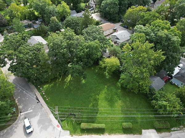 Residential Land for Sale in Mundelein, Illinois