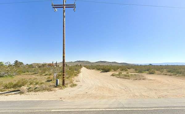 39.2 Acres of Land for Sale in Rosamond, California