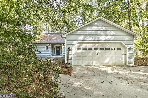 2.2 Acres of Land with Home for Sale in Macon, Georgia