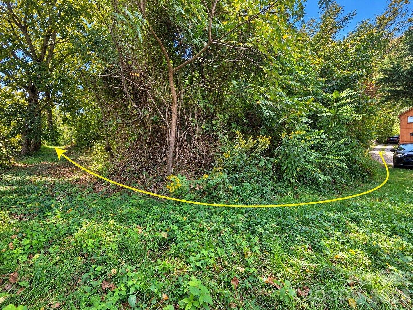 2 Acres of Residential Land for Sale in Waynesville, North Carolina