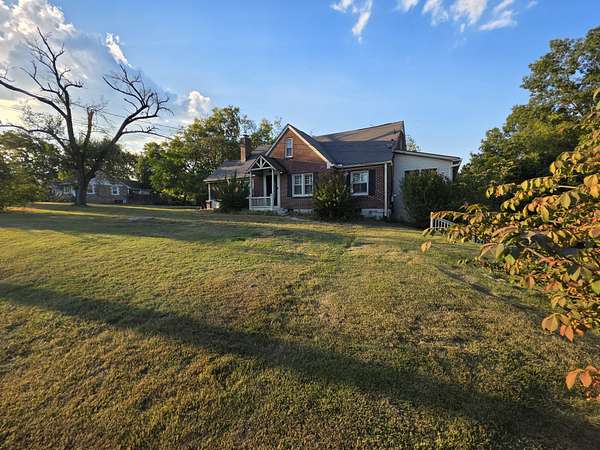 1.57 Acres of Land with Home for Sale in Madison, Tennessee