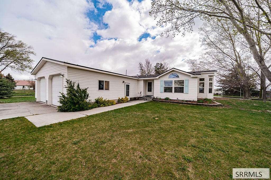 11.6 Acres of Land with Home for Sale in Idaho Falls, Idaho