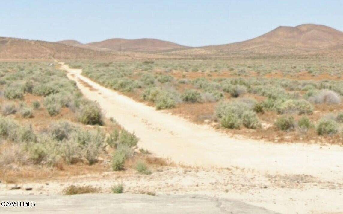 2.3 Acres of Land for Sale in North Edwards, California