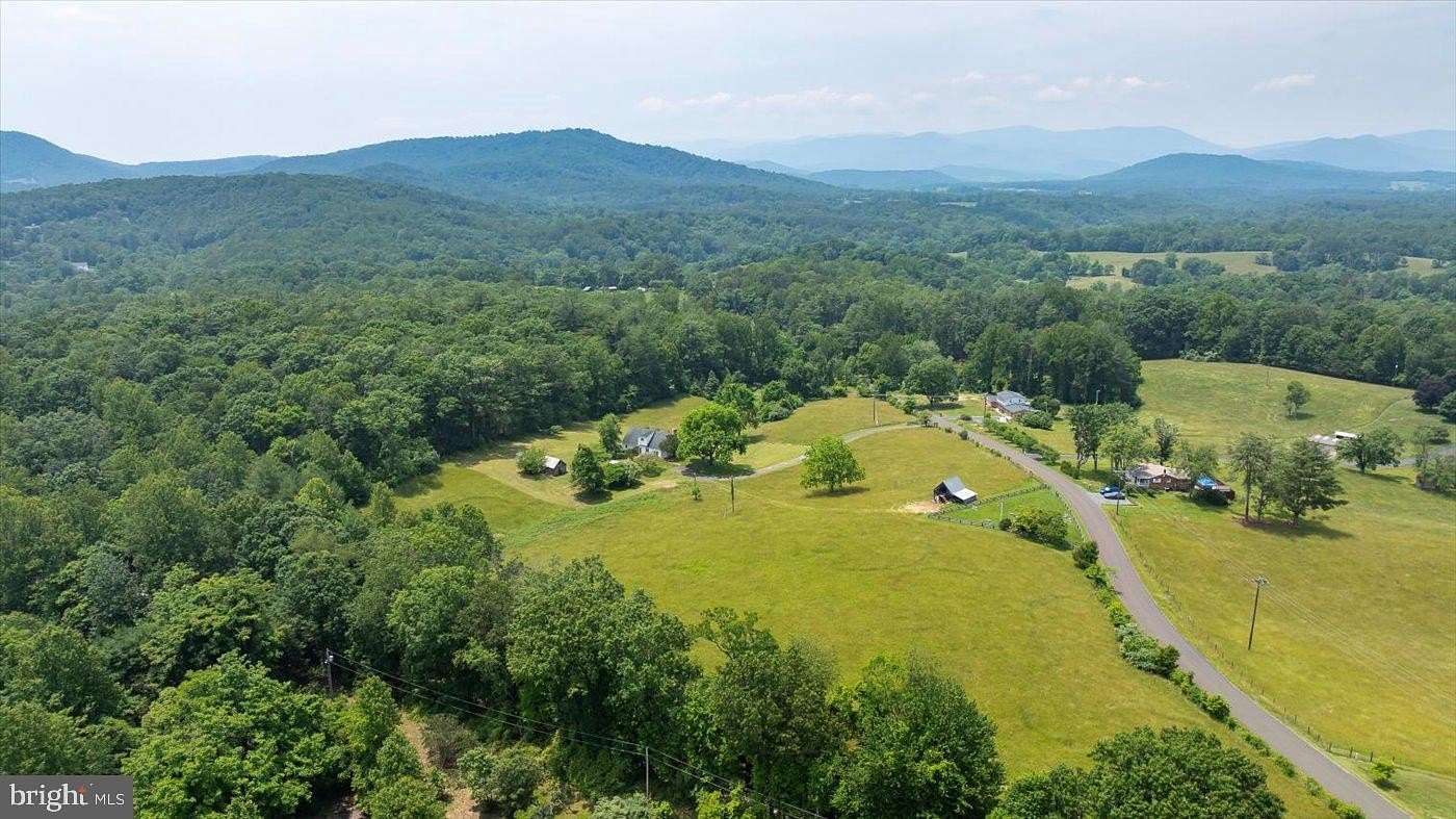 4.75 Acres of Land for Sale in Castleton, Virginia