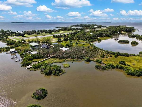 1.16 Acres of Land for Sale in Cedar Key, Florida