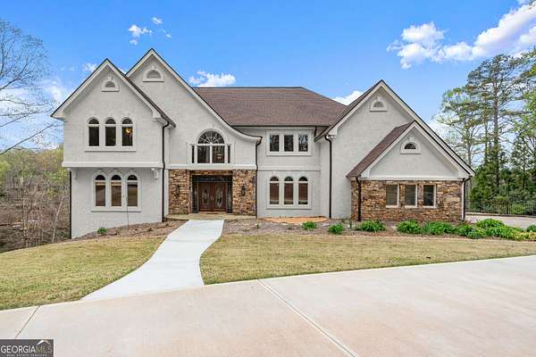 4.2 Acres of Land with Home for Sale in Roswell, Georgia