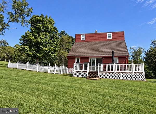 15.5 Acres of Recreational Land with Home for Sale in Robertsdale, Pennsylvania