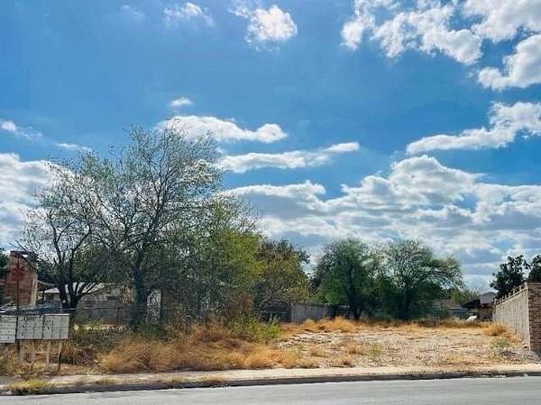 0.15 Acres of Land for Sale in Laredo, Texas