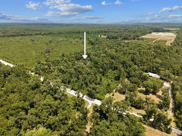 10.5 Acres of Recreational Land for Sale in Fort White, Florida