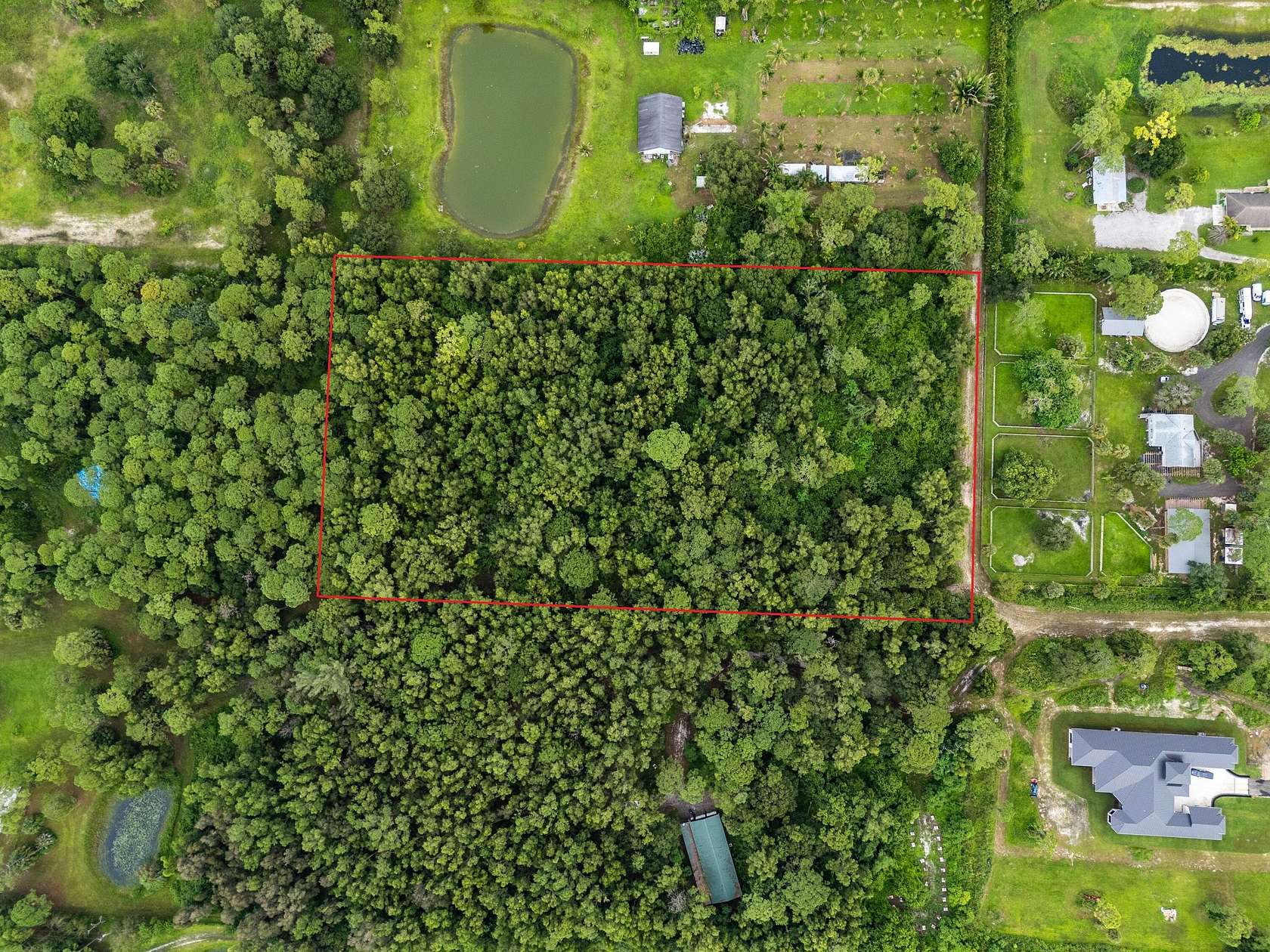 5 Acres of Residential Land for Sale in Loxahatchee Groves, Florida